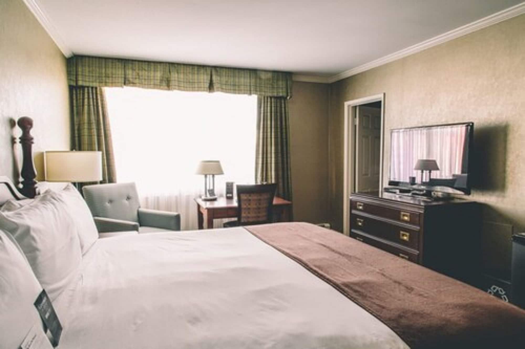 The Hotel On Pownal Charlottetown Eksteriør billede