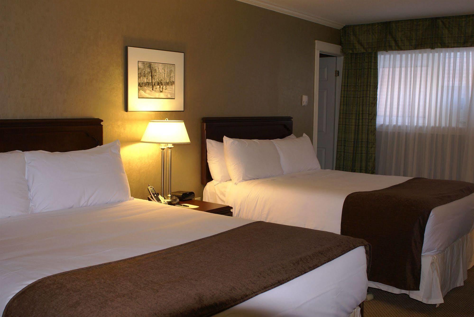 The Hotel On Pownal Charlottetown Eksteriør billede